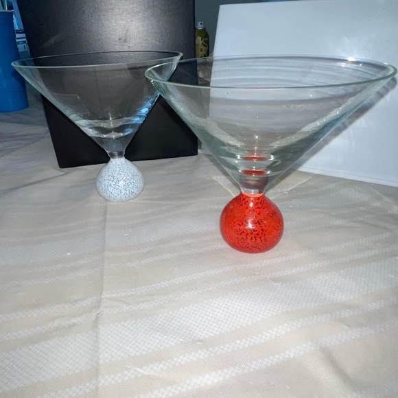 Luminescence‎ Glass Crystal Ball Base/ Stem Martini Glasses (set of 2), Romania - Picture 9 of 12